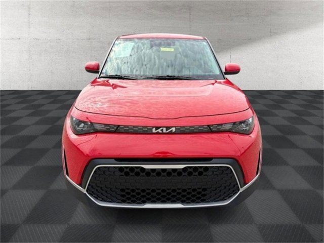 Kia Soul Vehicle Full-screen Gallery Image 03