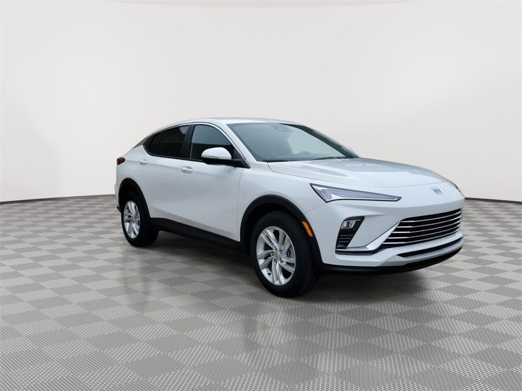 Buick Envista Vehicle Full-screen Gallery Image 04