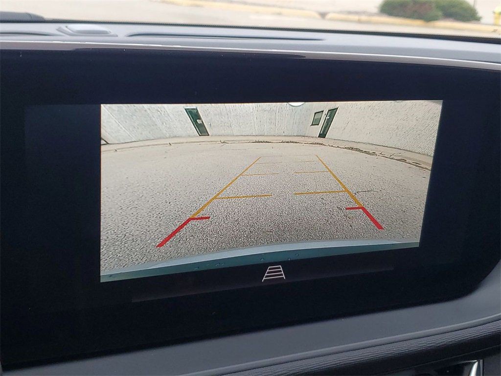 Buick Envista Vehicle Full-screen Gallery Image 13