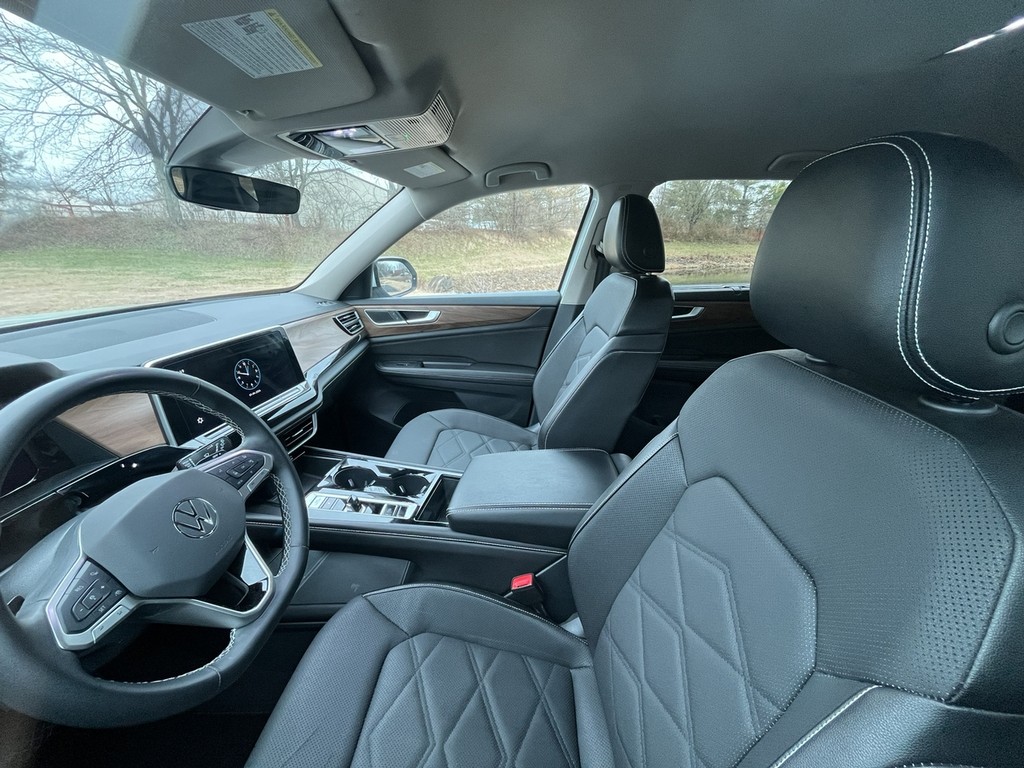 Volkswagen Atlas Vehicle Full-screen Gallery Image 20