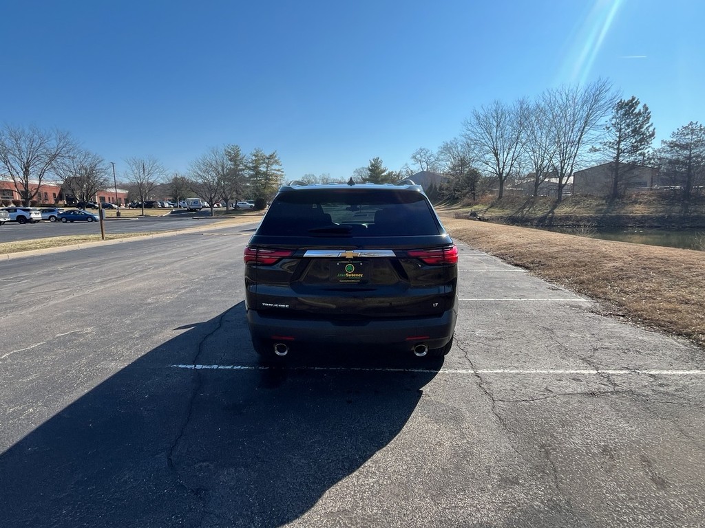 Chevrolet Traverse Vehicle Full-screen Gallery Image 07