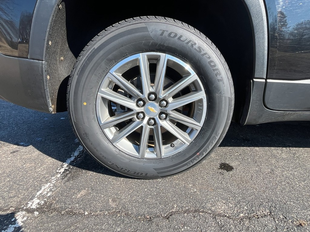 Chevrolet Traverse Vehicle Full-screen Gallery Image 09