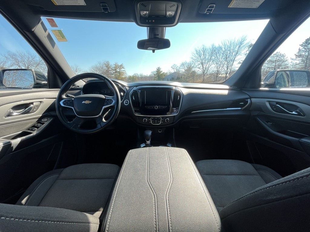 Chevrolet Traverse Vehicle Full-screen Gallery Image 13