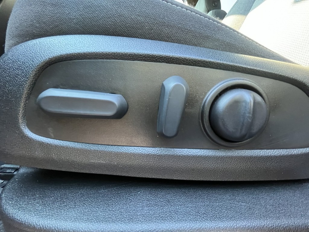 Chevrolet Traverse Vehicle Full-screen Gallery Image 21