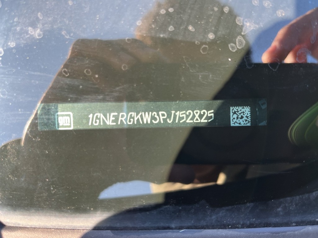 Chevrolet Traverse Vehicle Full-screen Gallery Image 24