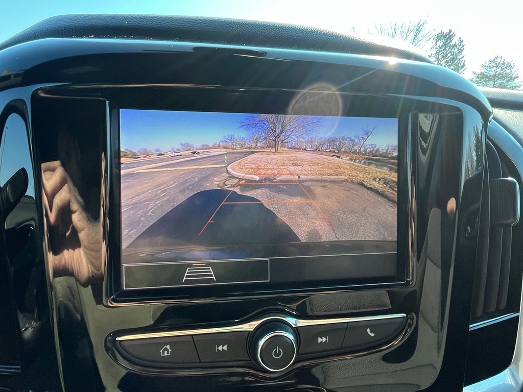 Chevrolet Traverse Vehicle Full-screen Gallery Image 28