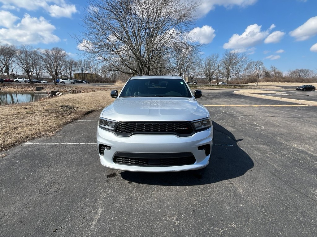Dodge Durango Vehicle Full-screen Gallery Image 03