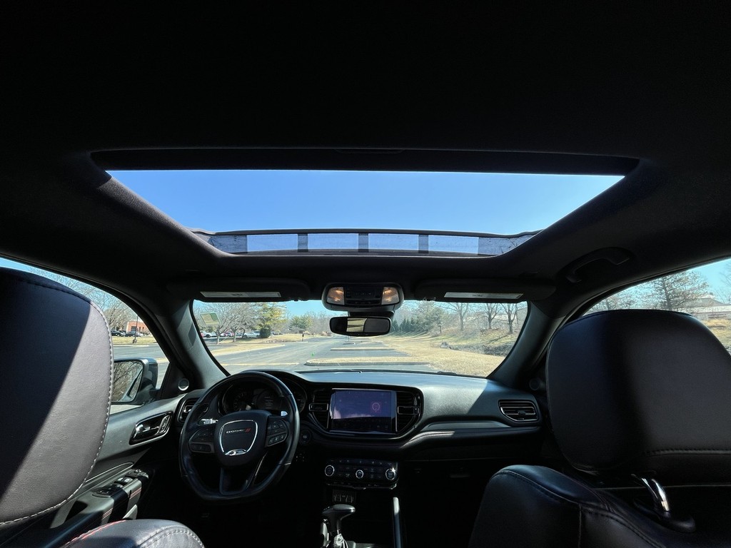 Dodge Durango Vehicle Full-screen Gallery Image 13