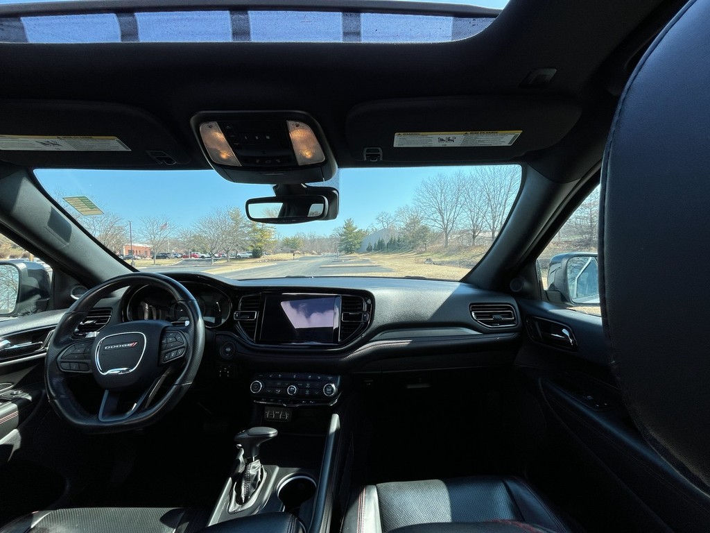 Dodge Durango Vehicle Full-screen Gallery Image 18