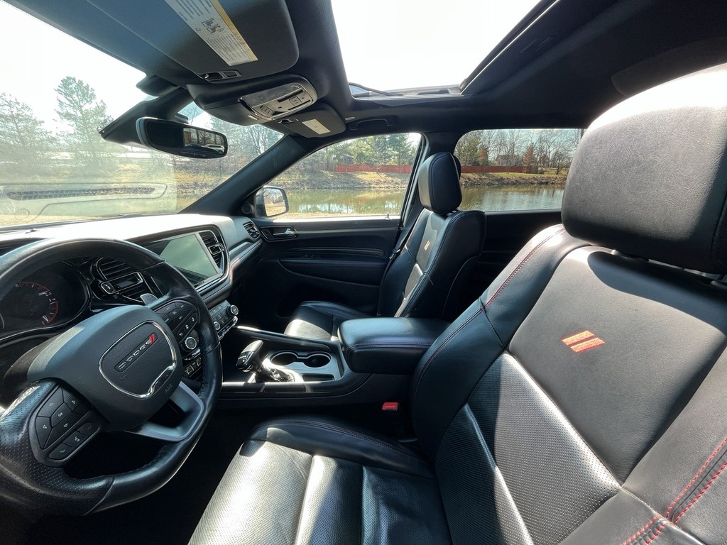 Dodge Durango Vehicle Full-screen Gallery Image 21