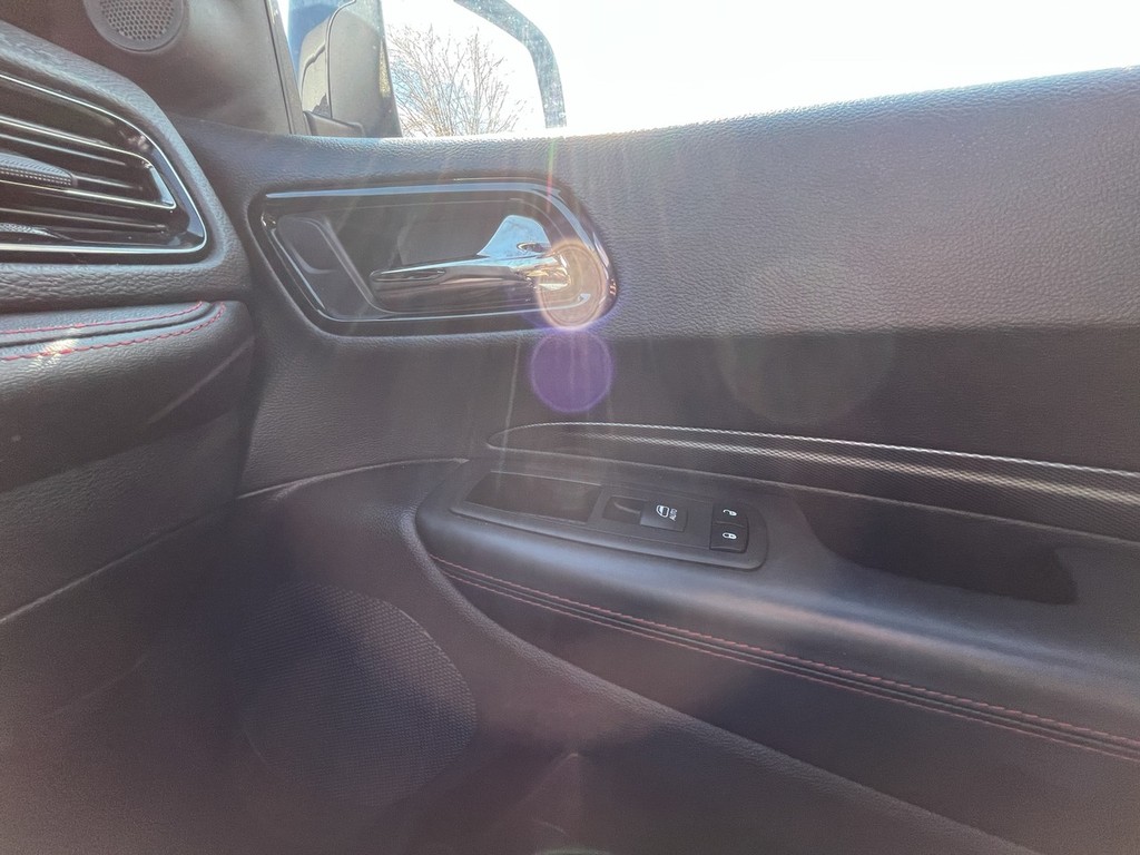 Dodge Durango Vehicle Full-screen Gallery Image 24