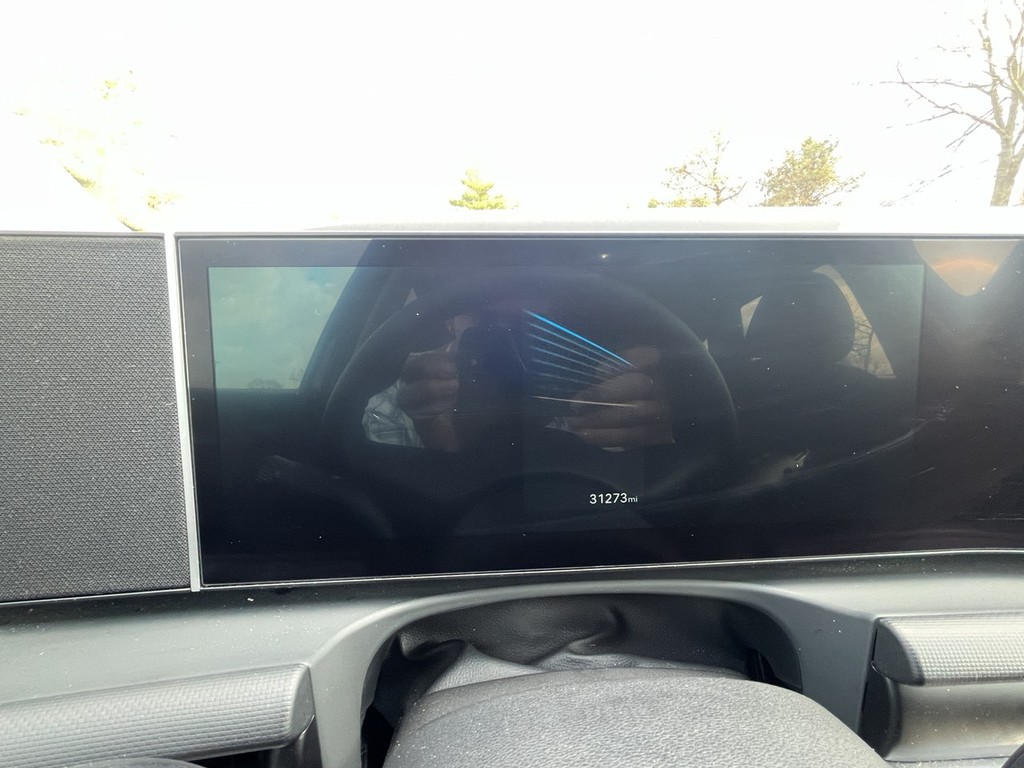 Hyundai Tucson Vehicle Full-screen Gallery Image 26