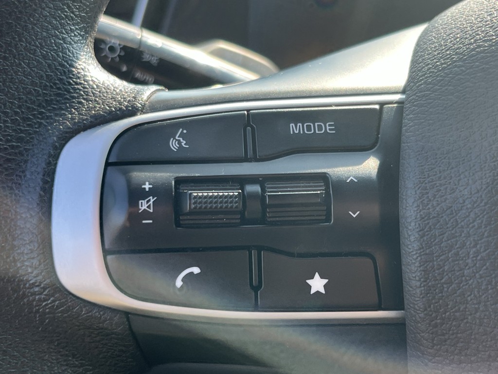 Kia SPORTAGE Vehicle Full-screen Gallery Image 24