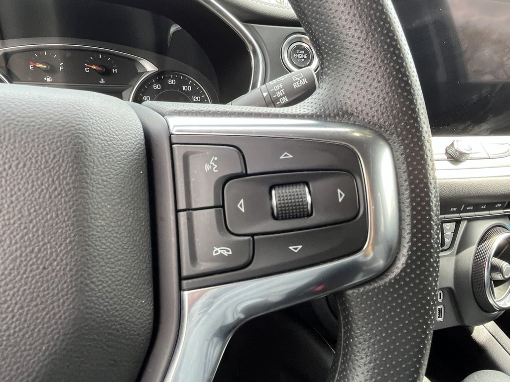 Chevrolet BLAZER Vehicle Full-screen Gallery Image 25