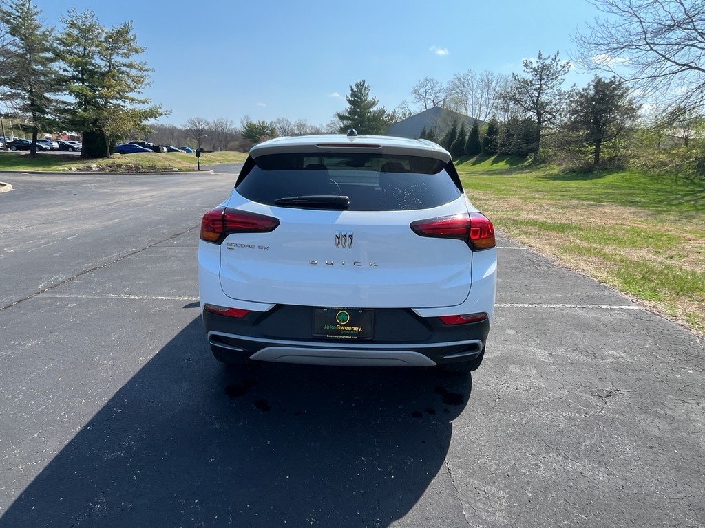 Buick ENCORE GX Vehicle Full-screen Gallery Image 07