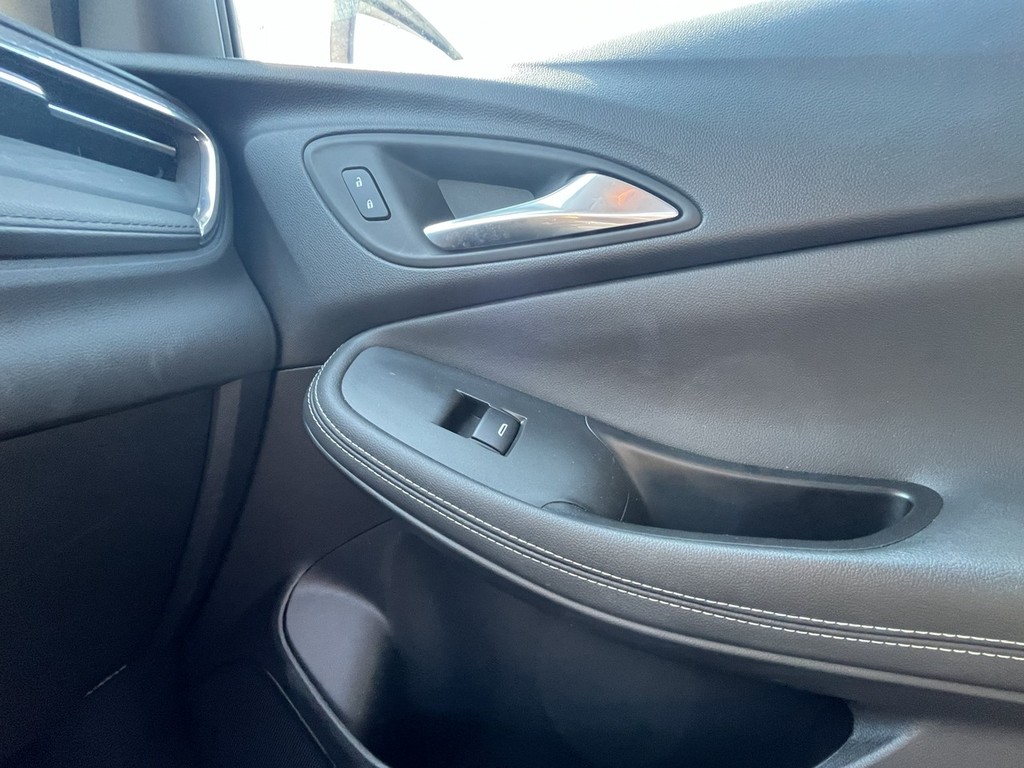 Buick ENCORE GX Vehicle Full-screen Gallery Image 22