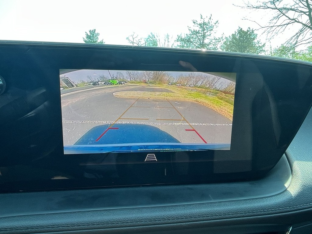 Buick ENCORE GX Vehicle Full-screen Gallery Image 27