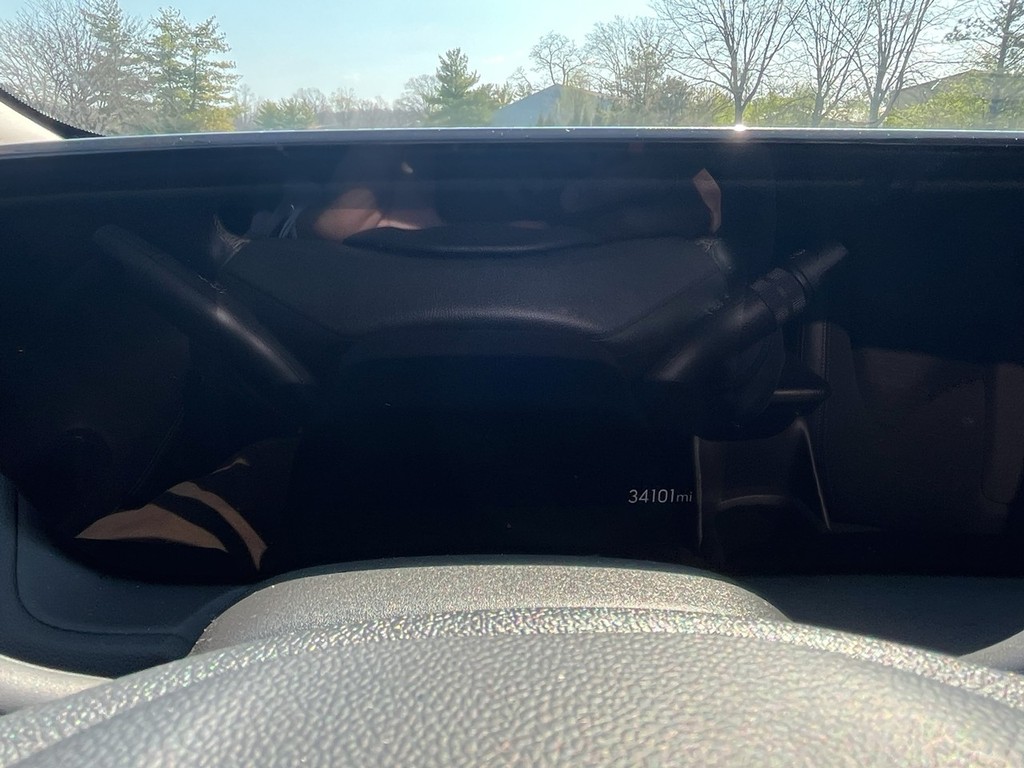 Buick Encore GX Vehicle Full-screen Gallery Image 26