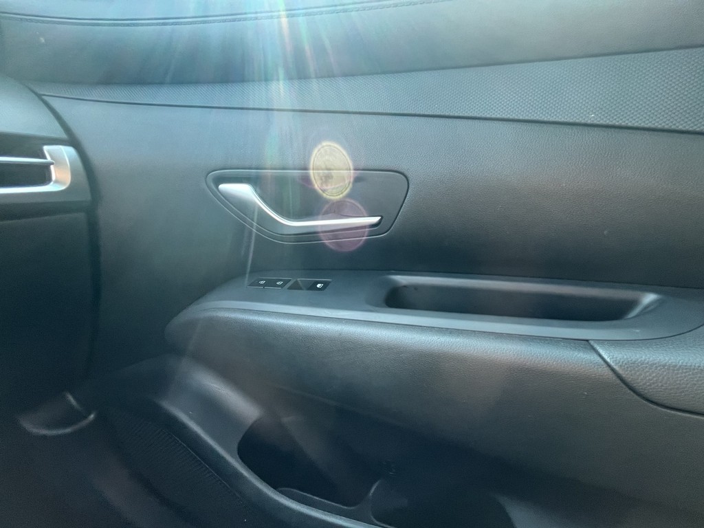 Hyundai Tucson Vehicle Full-screen Gallery Image 22