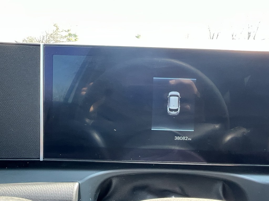 Hyundai Tucson Vehicle Full-screen Gallery Image 26