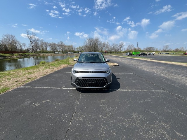 Kia Soul Vehicle Full-screen Gallery Image 03