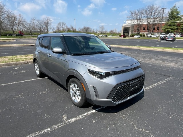 Kia Soul Vehicle Full-screen Gallery Image 04