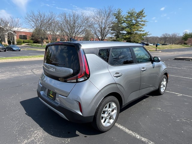 Kia Soul Vehicle Full-screen Gallery Image 06