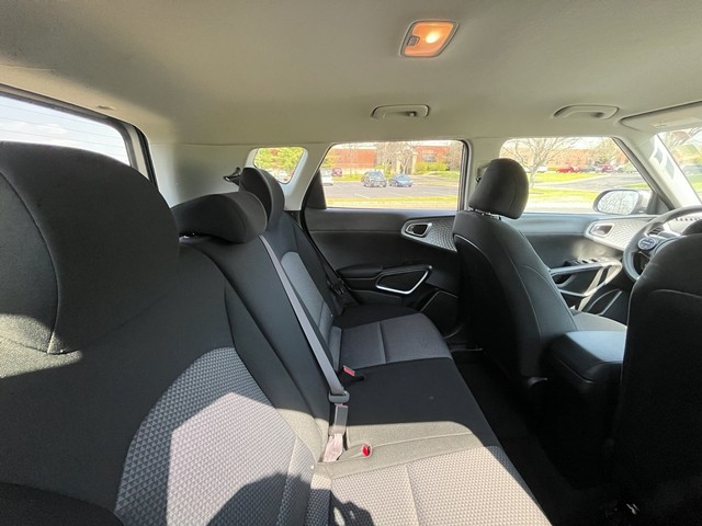 Kia Soul Vehicle Full-screen Gallery Image 11