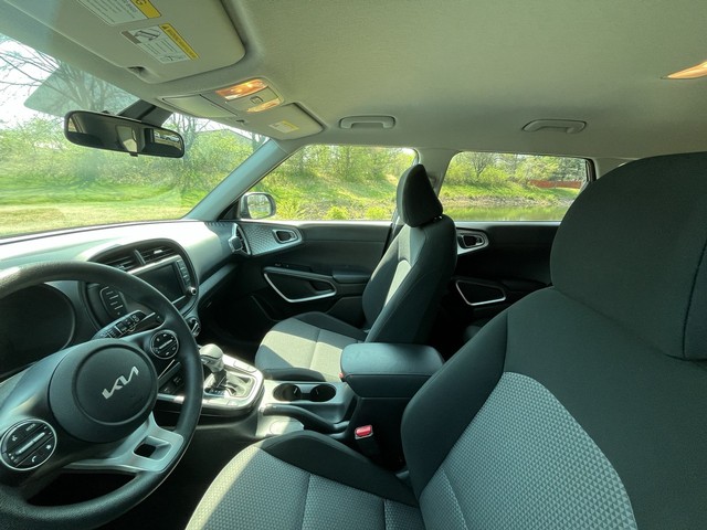 Kia Soul Vehicle Full-screen Gallery Image 20