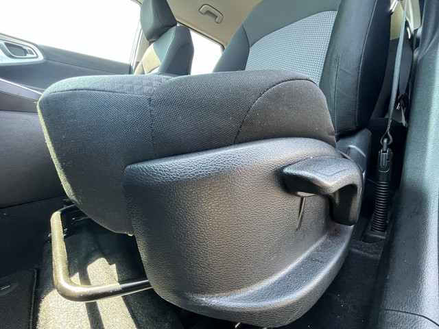 Kia Soul Vehicle Full-screen Gallery Image 21