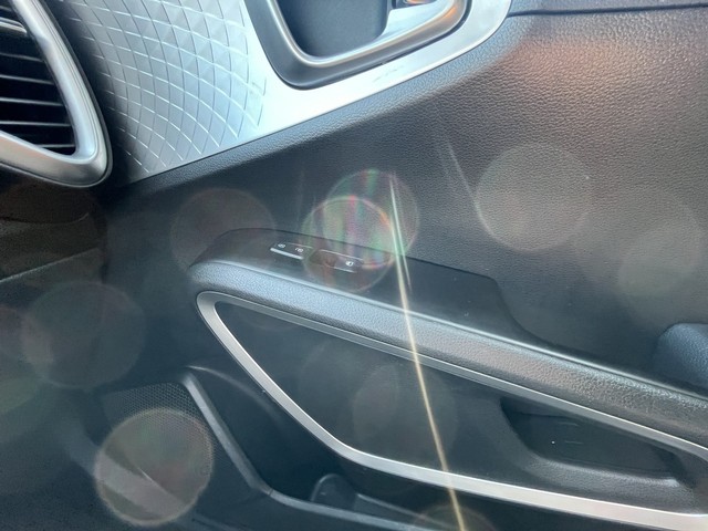 Kia Soul Vehicle Full-screen Gallery Image 23