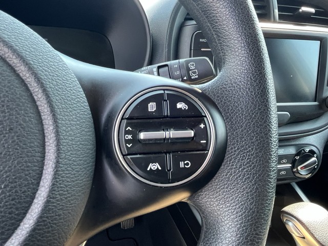 Kia Soul Vehicle Full-screen Gallery Image 26