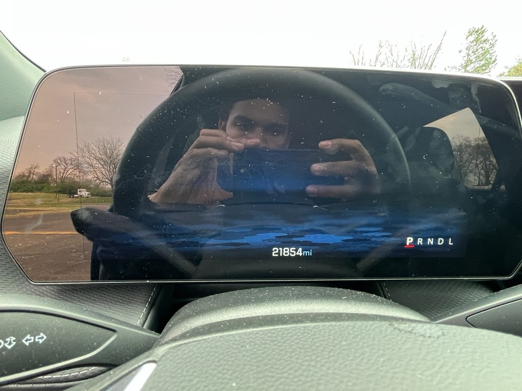 Chevrolet Equinox Vehicle Full-screen Gallery Image 26