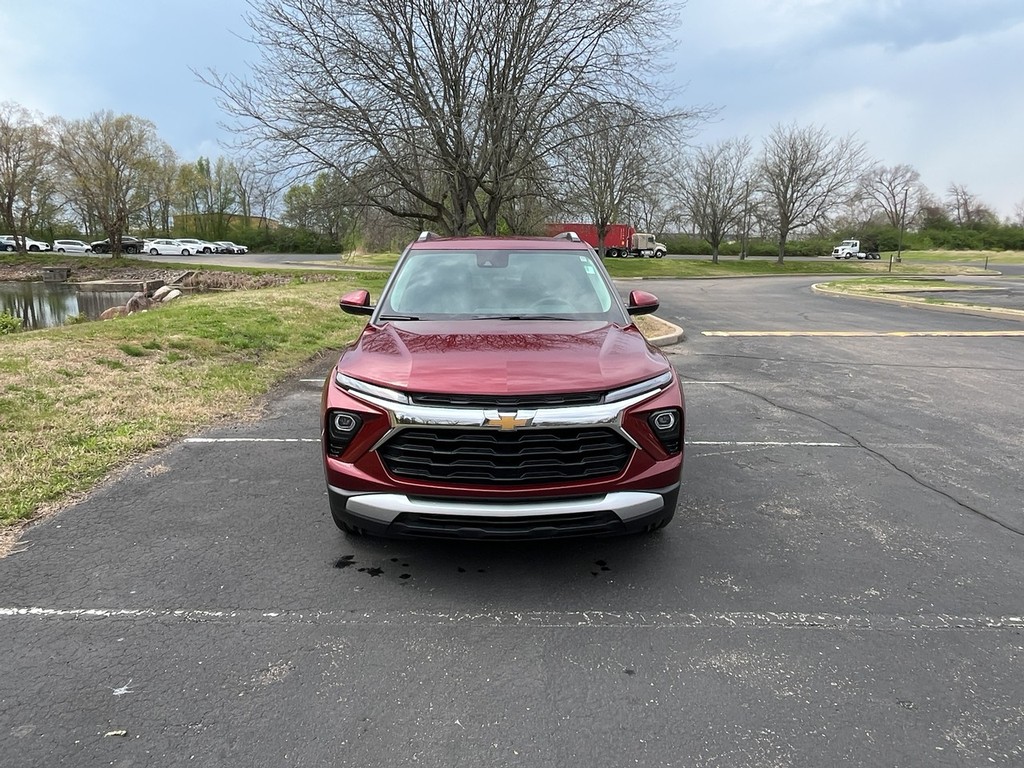 Chevrolet Trailblazer Vehicle Full-screen Gallery Image 03