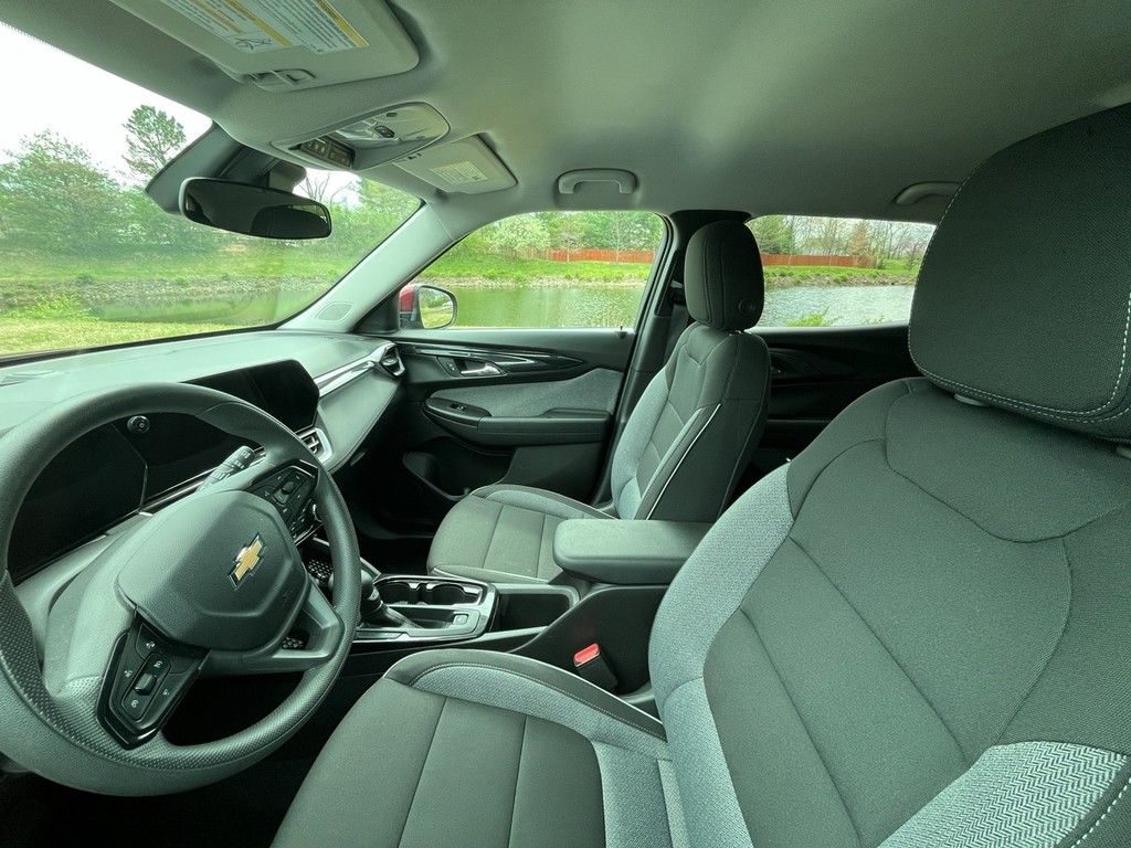 Chevrolet Trailblazer Vehicle Full-screen Gallery Image 19