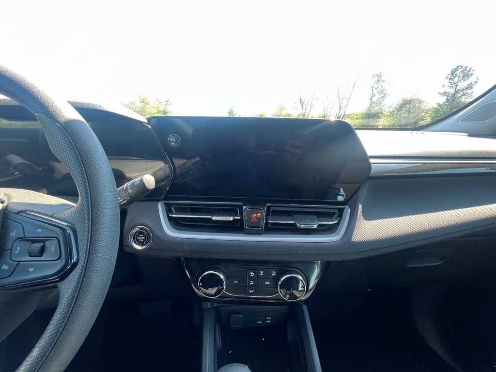 Chevrolet Trailblazer Vehicle Full-screen Gallery Image 15
