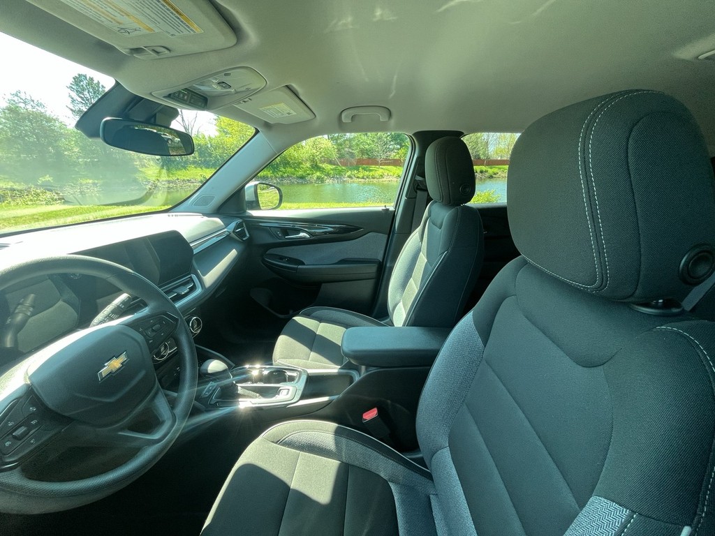 Chevrolet Trailblazer Vehicle Full-screen Gallery Image 19