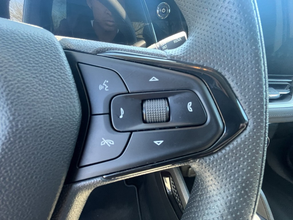 Chevrolet Trailblazer Vehicle Full-screen Gallery Image 25