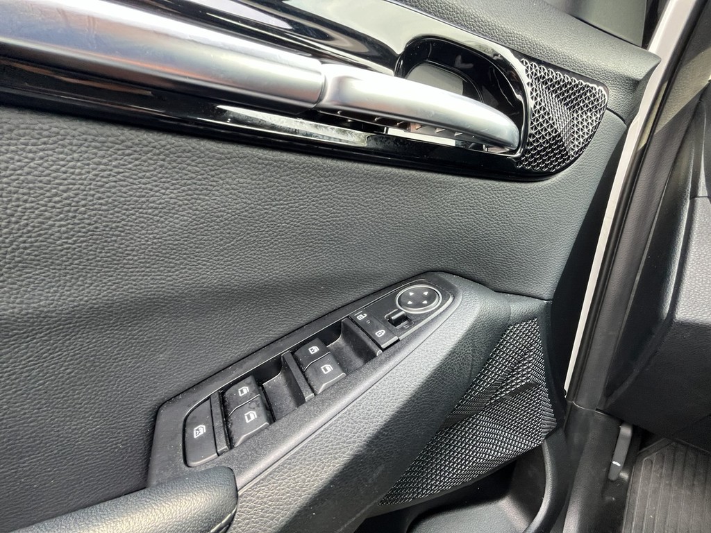 Kia Seltos Vehicle Full-screen Gallery Image 21