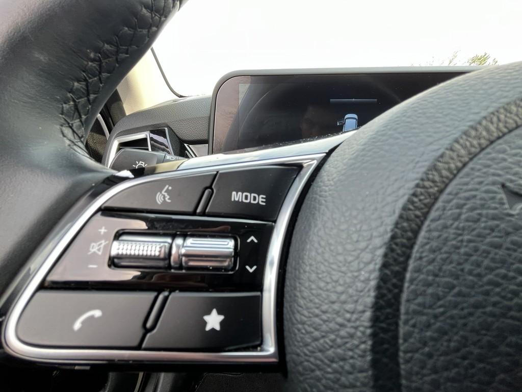 Kia Seltos Vehicle Full-screen Gallery Image 24