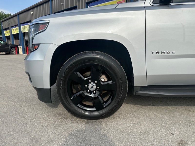 Chevrolet Tahoe Vehicle Full-screen Gallery Image 07