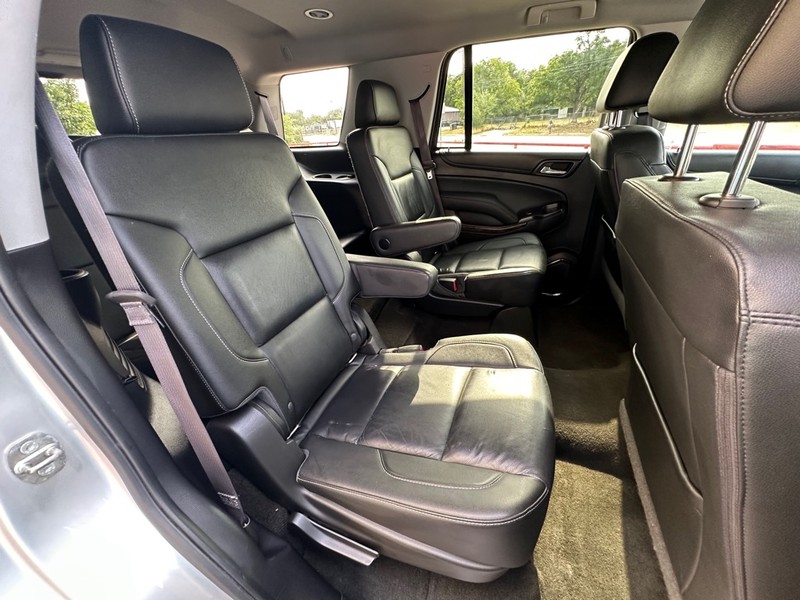 Chevrolet Tahoe Vehicle Full-screen Gallery Image 12