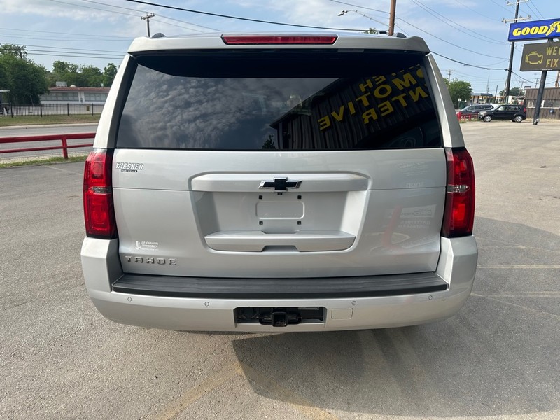 Chevrolet Tahoe Vehicle Full-screen Gallery Image 19
