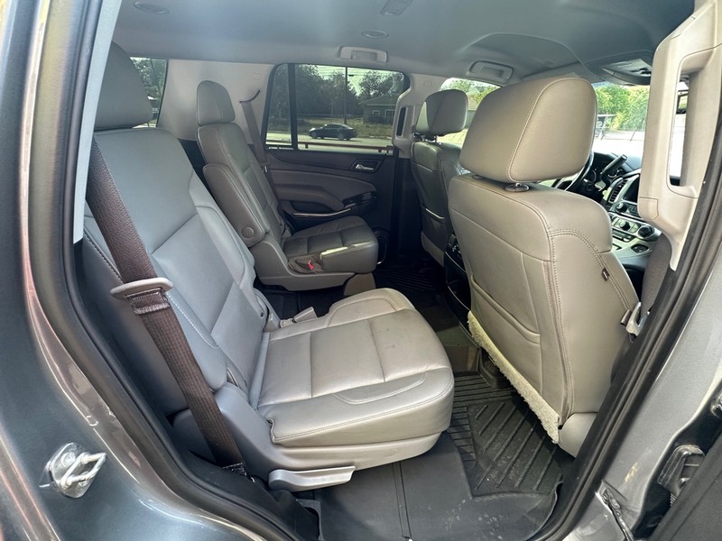 Chevrolet Tahoe Vehicle Full-screen Gallery Image 10