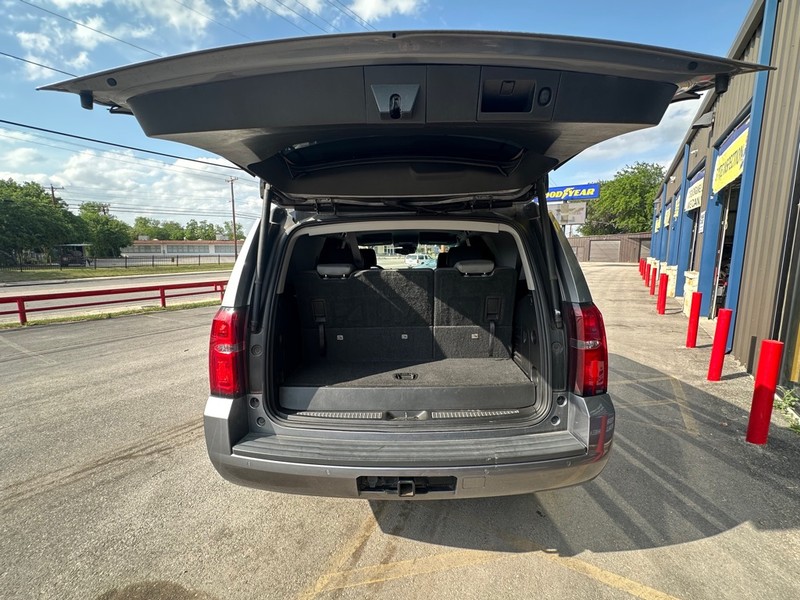 Chevrolet Tahoe Vehicle Full-screen Gallery Image 11