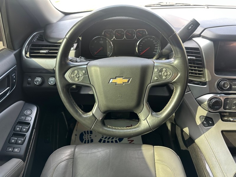 Chevrolet Tahoe Vehicle Full-screen Gallery Image 18