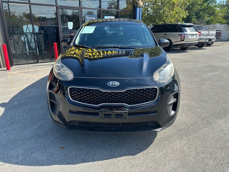 Kia Sportage Vehicle Full-screen Gallery Image 05