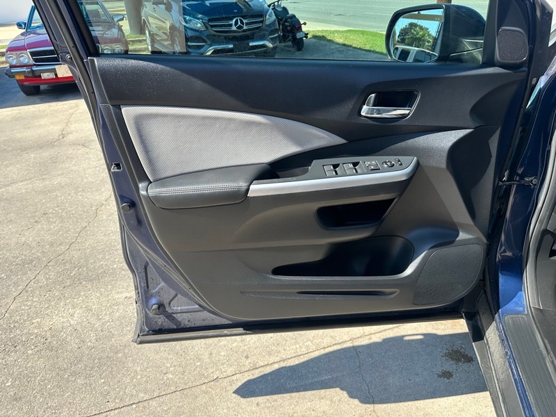 Honda CR-V Vehicle Full-screen Gallery Image 06