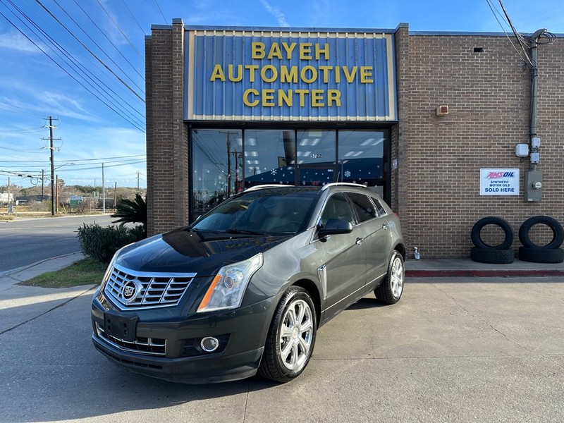 Cadillac SRX Vehicle Full-screen Gallery Image 01