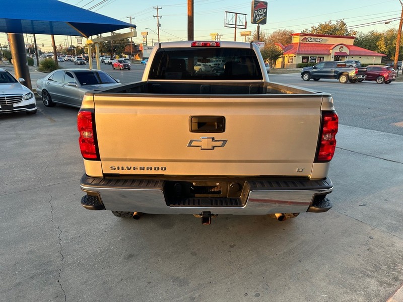 Chevrolet Silverado 1500 Vehicle Full-screen Gallery Image 05